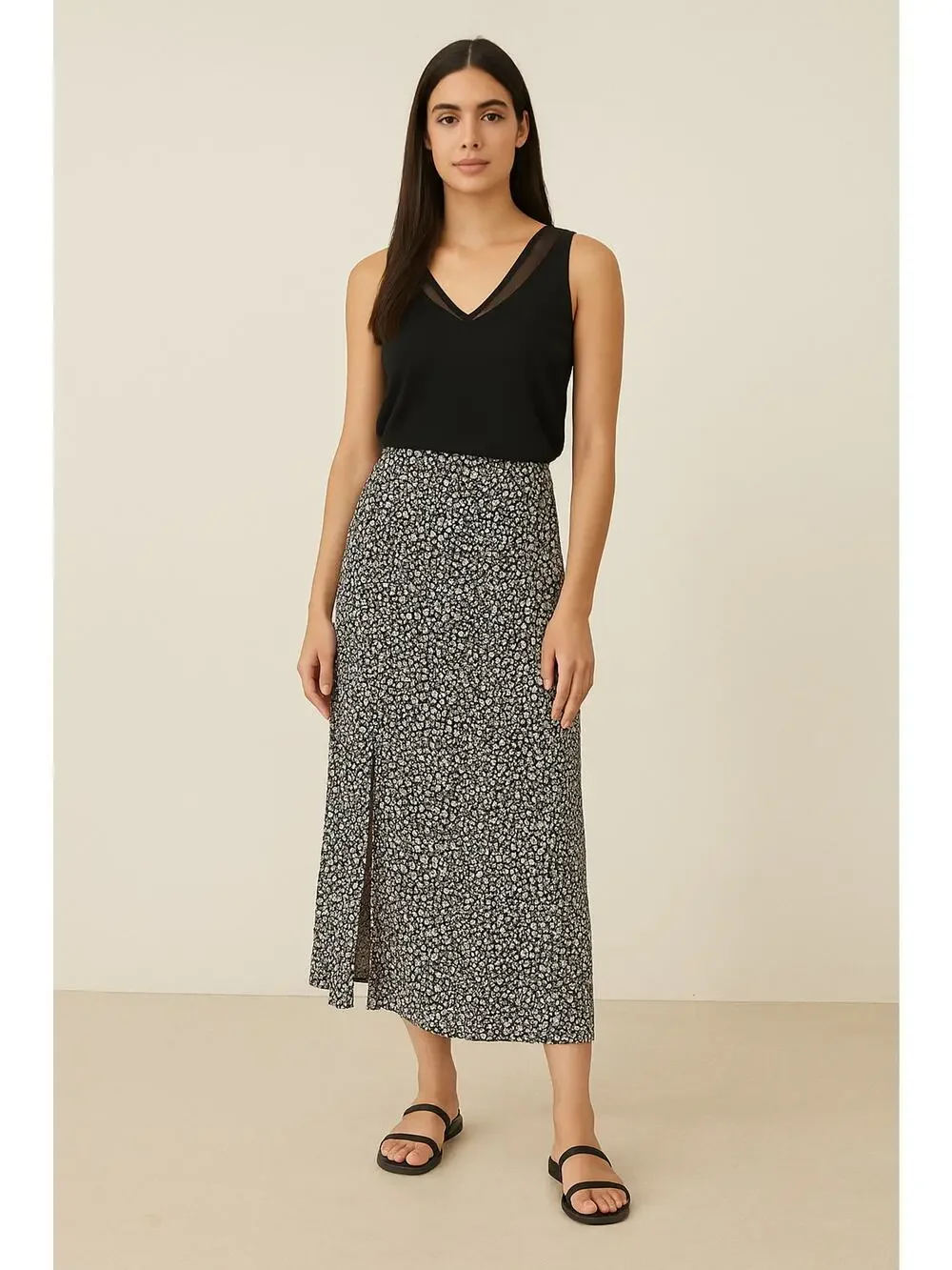 NWT H&M Women's Ditsy Floral Print Crepe Midi Skirt High Slit Black/White Size 2
